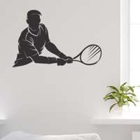 Αυτοκόλλητο τοίχου από βινύλιο που απεικονίζει έναν αθλητή του τένις. Είναι ανθεκτικό και κολλάει και ξεκολλάει εύκολα.Μπορείτε να μας ζητήσετε να εκτυπωθεί σε ότι διάσταση και χρώμα θέλετε. 